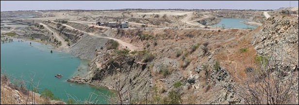 20120530-Diamond mining williamson Tanzania_-_Mwadui.jpg